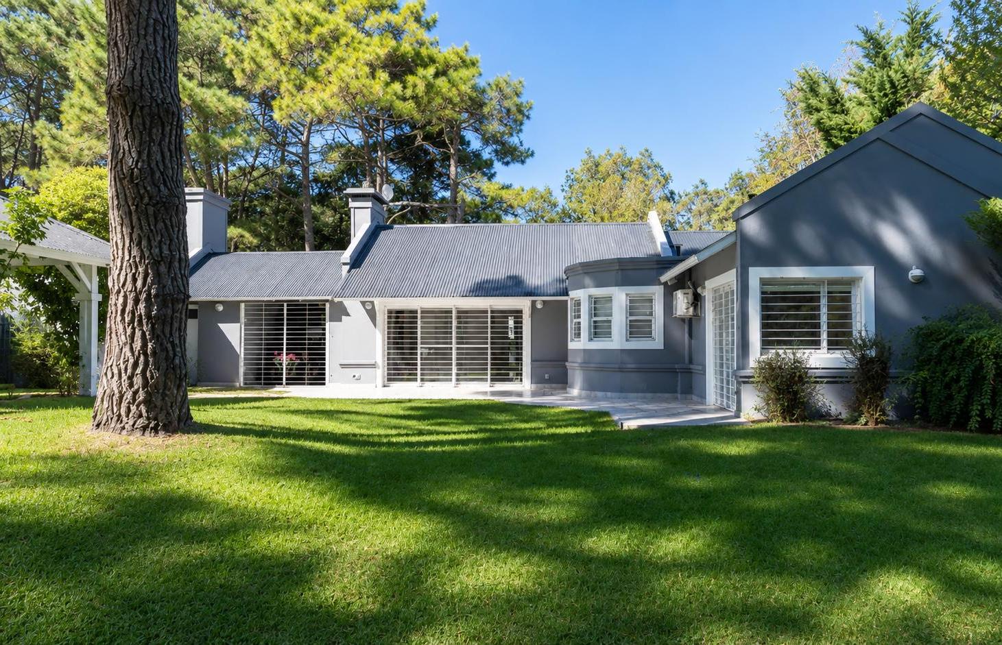 Foto de Casa en Alquiler en Pinamar, imagen 1