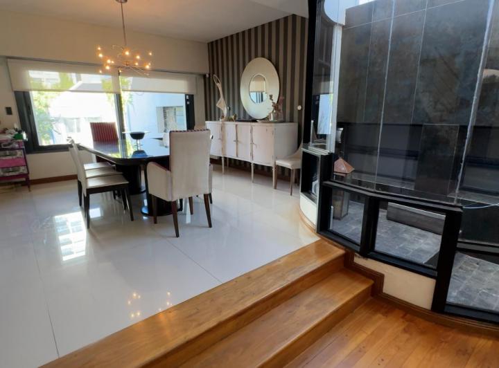Venta:  impactante Casa en Macrocentro. Italia 63- Bahía Blanca. 4