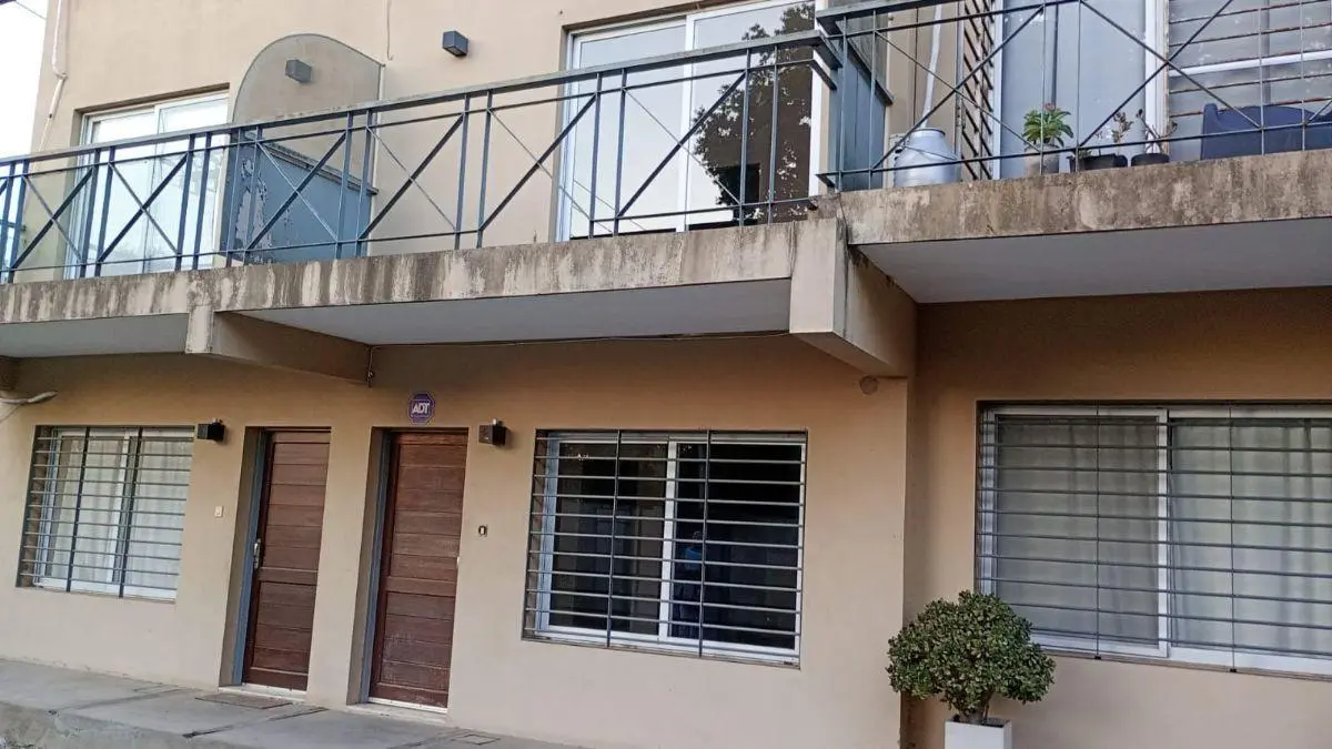 Duplex en Xolares I con 87 m² Totales y 2 Dorm. en alquiler en Manuel Alberti 5