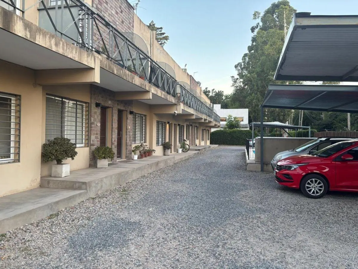 Duplex en Xolares I con 87 m² Totales y 2 Dorm. en alquiler en Manuel Alberti 8