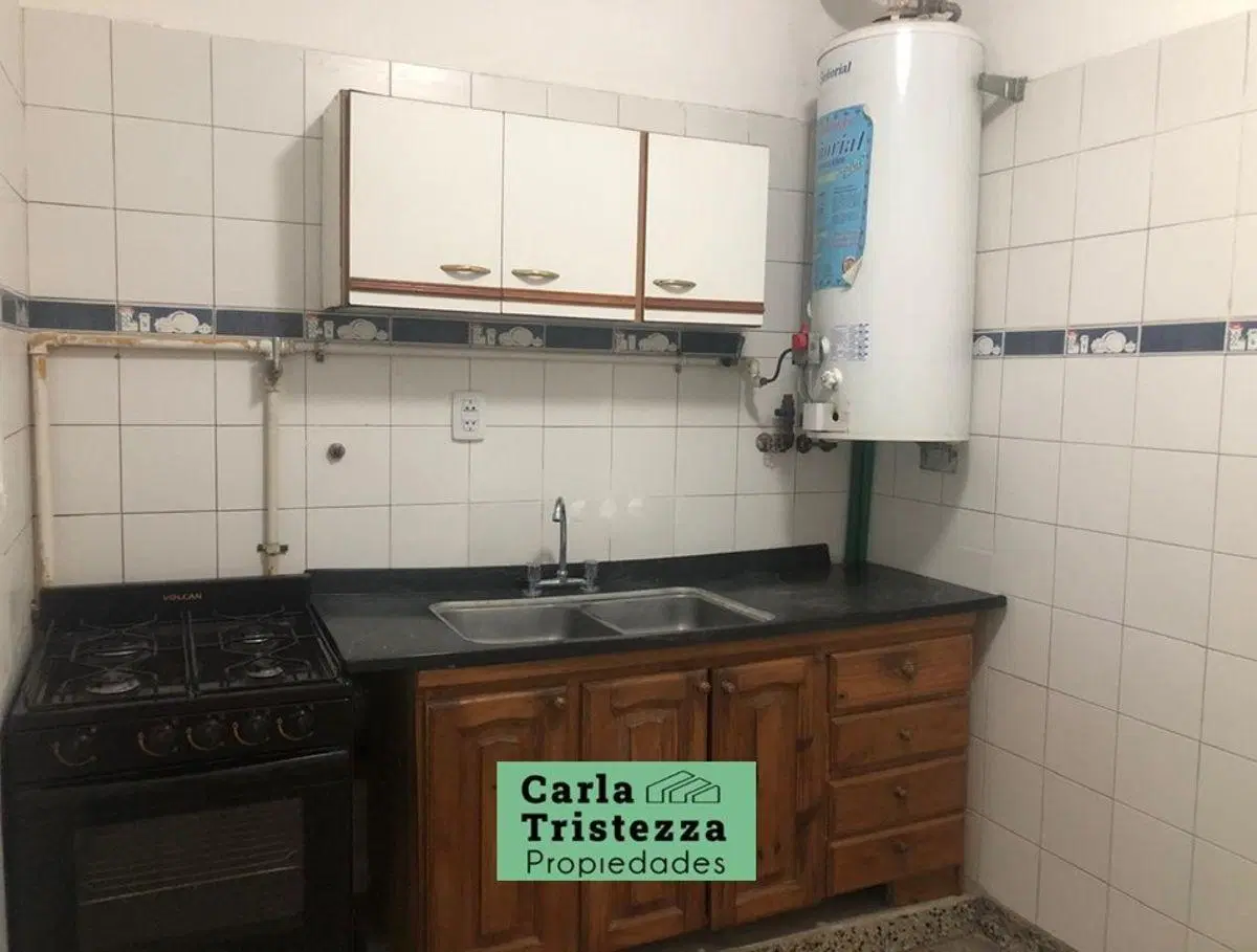 EN VENTA 3 AMBIENTES PH VILLA ADELINA 5