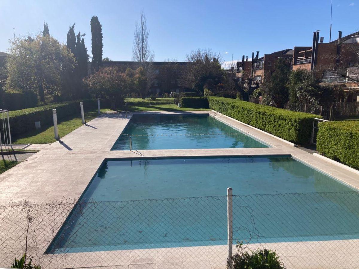 Foto de Departamento de 40 m² de 1 ambiente en alquiler en Las Mercedes, imagen 3
