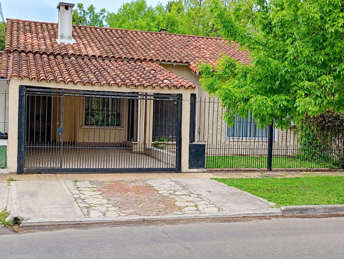 Foto de Casa de 100 m² con 3 dormitorios en venta en Don Torcuato, imagen 1