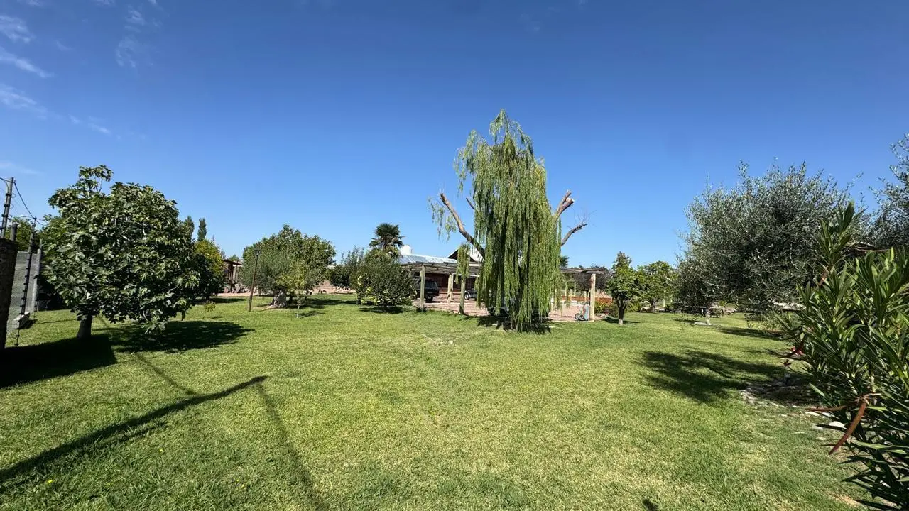 VENDE CASA Y CABAÑA EN COQUIMBITO - MAIPU 1