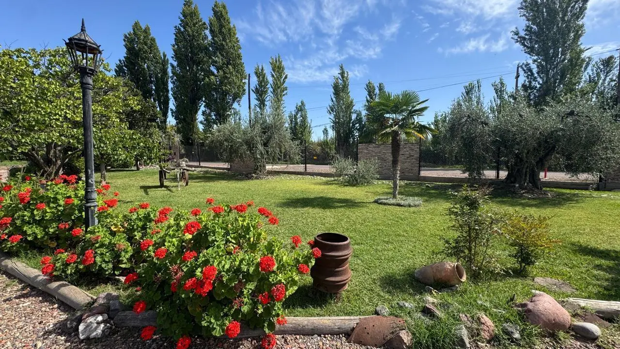 VENDE CASA Y CABAÑA EN COQUIMBITO - MAIPU 2