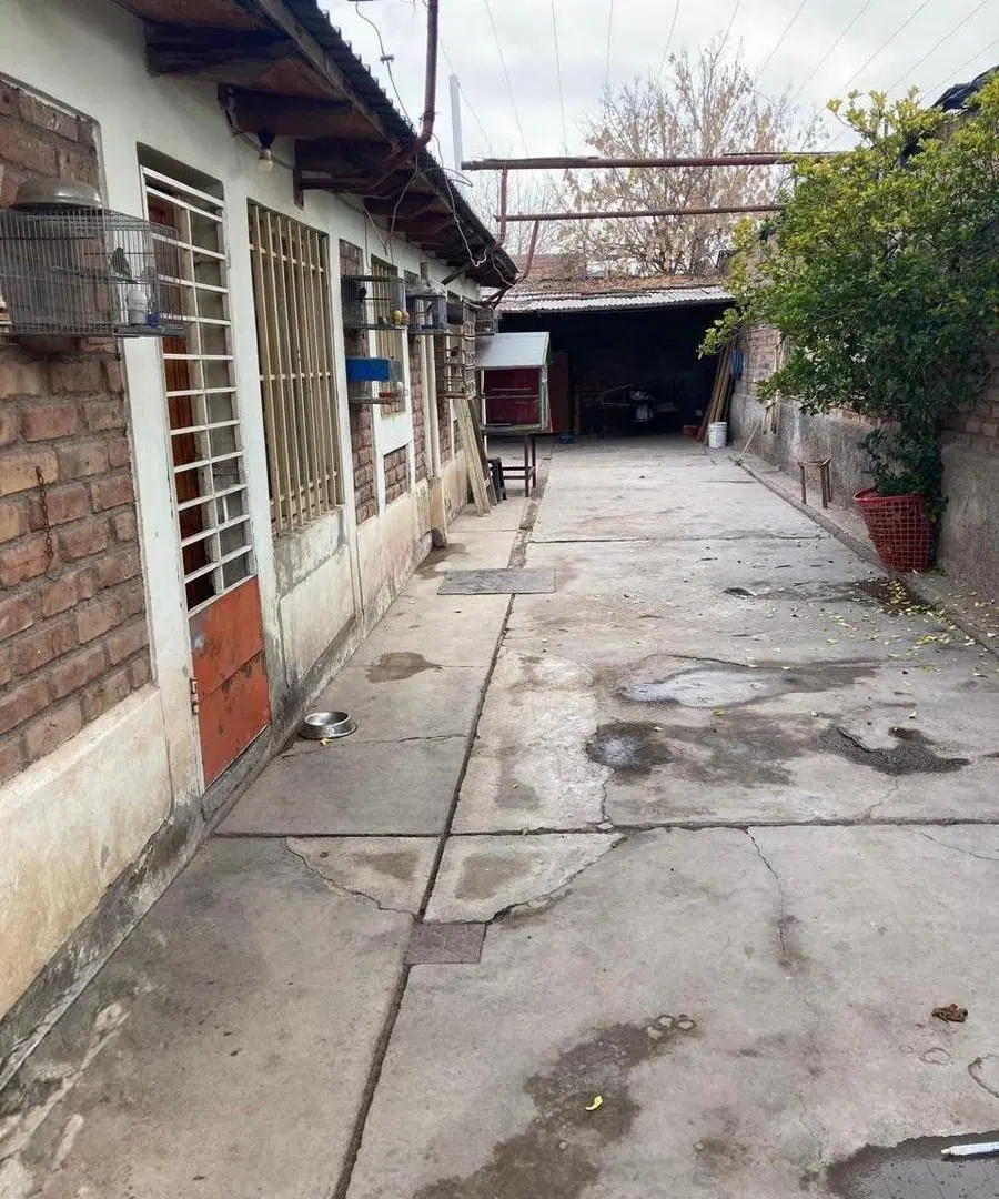 Venta casa en Perdriel 5