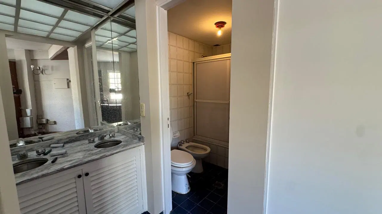 VENDE CASA EN LA SEXTA SECCION 2