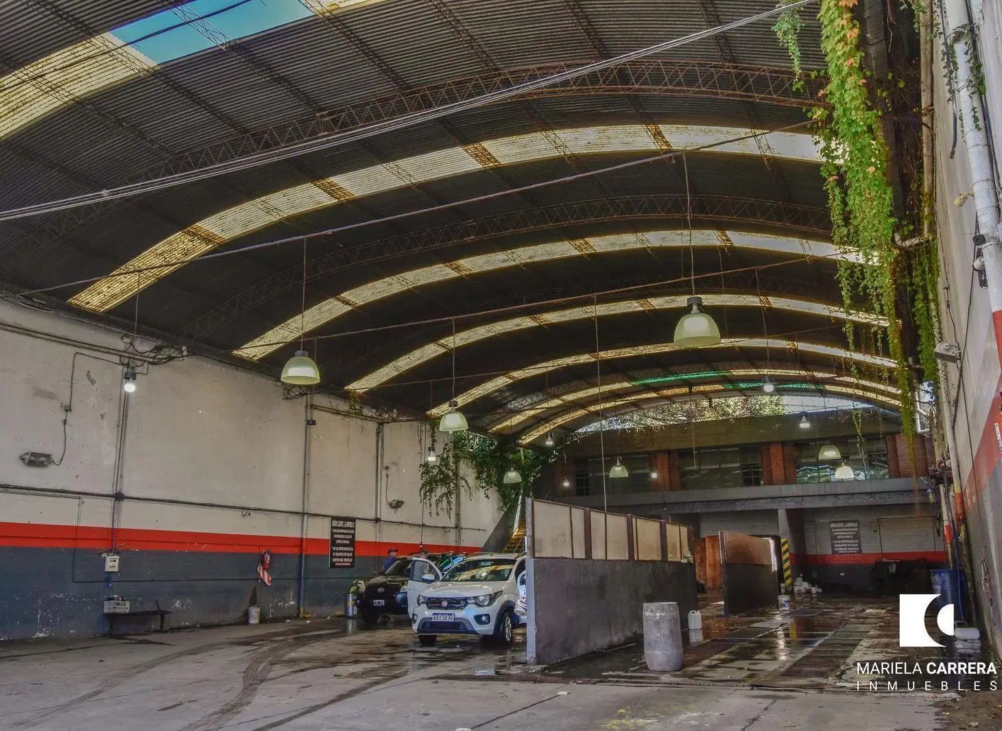 LOTE DE 1000 METROS CUADRADOS EN UBICACION EXCEPCIONAL APTO VARIOS DESTINOS ZONIFICACION R2.1 3