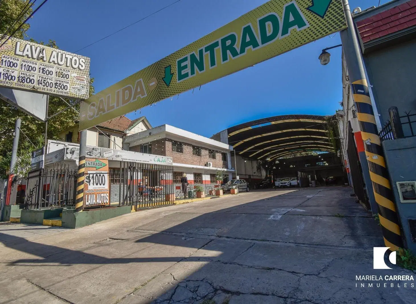 LOTE DE 1000 METROS CUADRADOS EN UBICACION EXCEPCIONAL APTO VARIOS DESTINOS ZONIFICACION R2.1 4