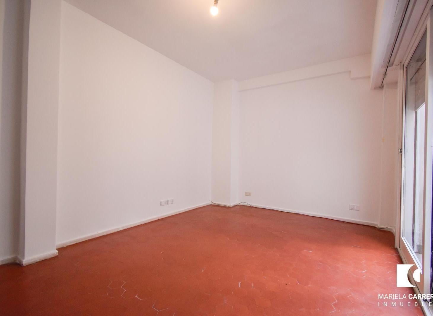 Foto de Departamento de 3 ambientes en excelente estado y ubicacion privilegiada, imagen 2
