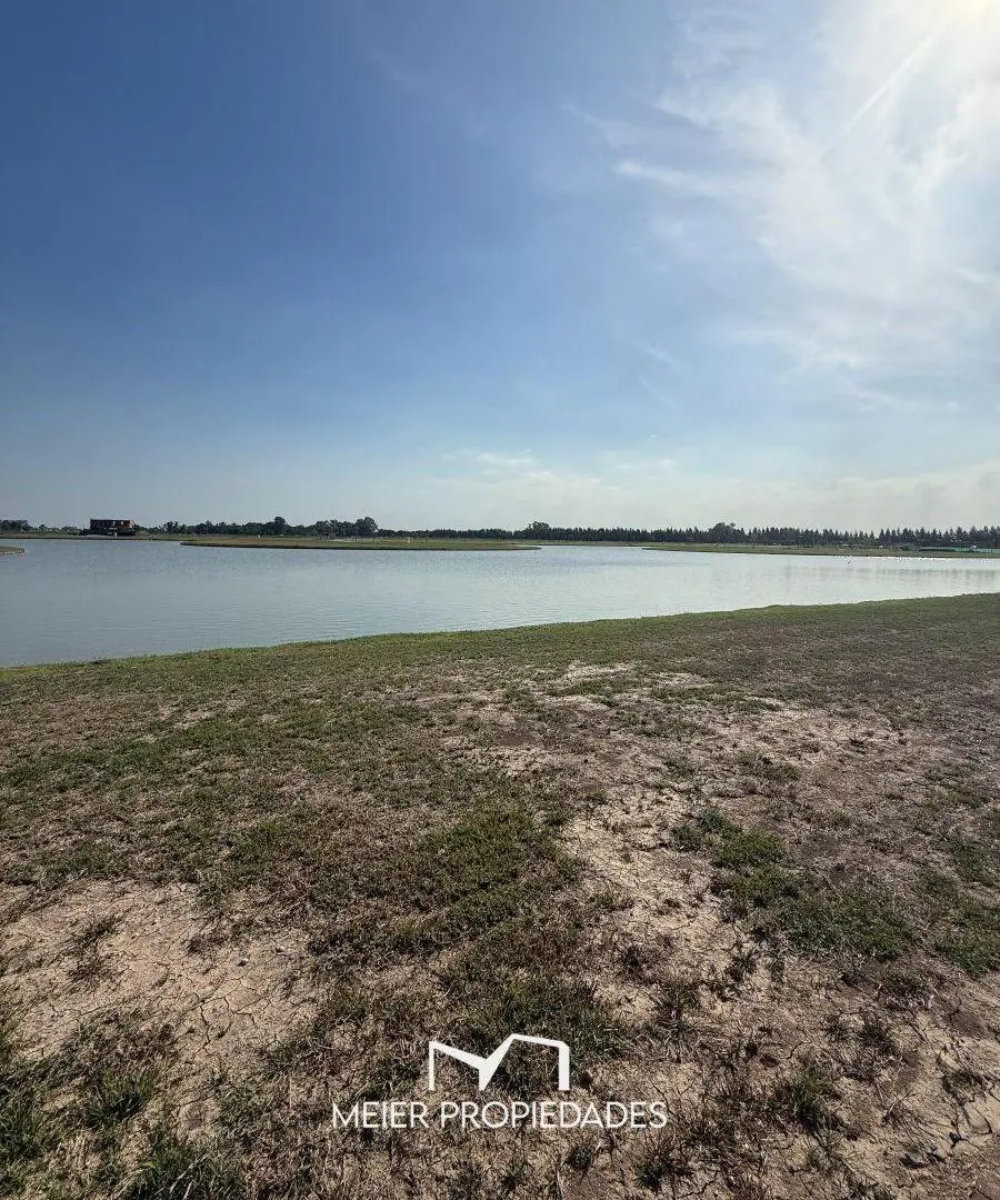 Lote en Barrio "Las Victorias" Canning - AL LAGO - 823 m2 LOTE: 207 5
