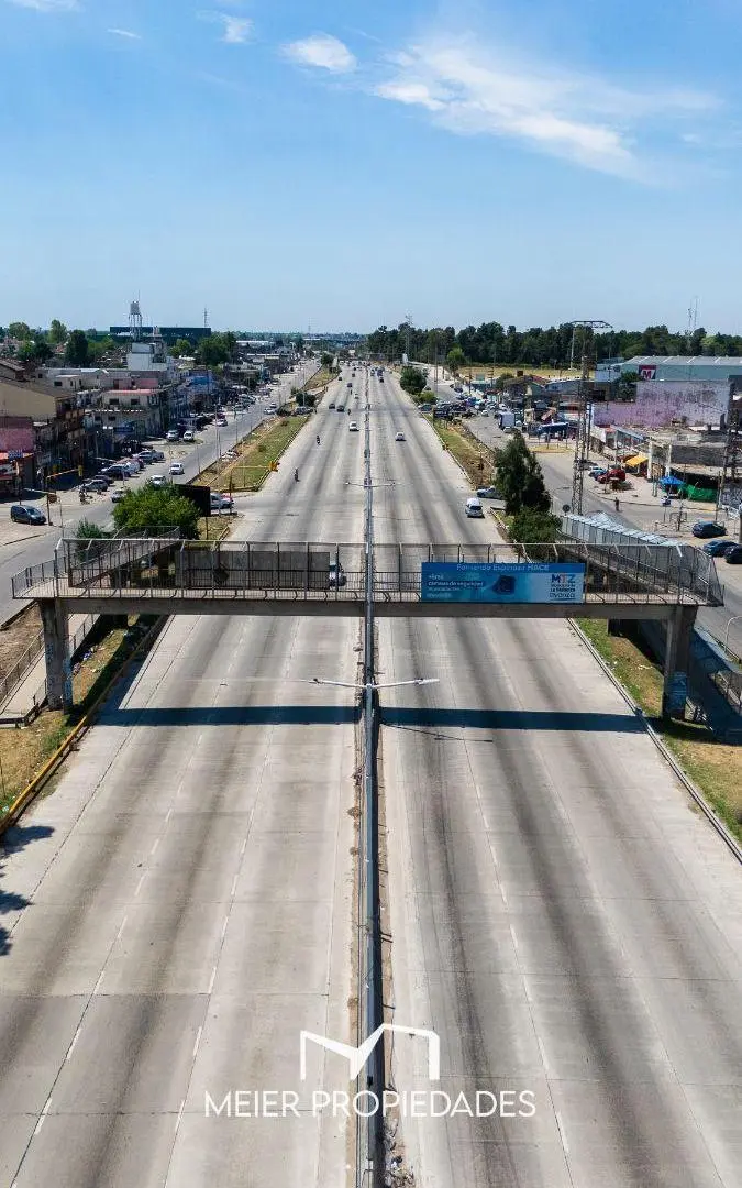Galpon 330m2 En Isidro Casanova - Sobre Ruta 3 - Multiples Destinos - 4