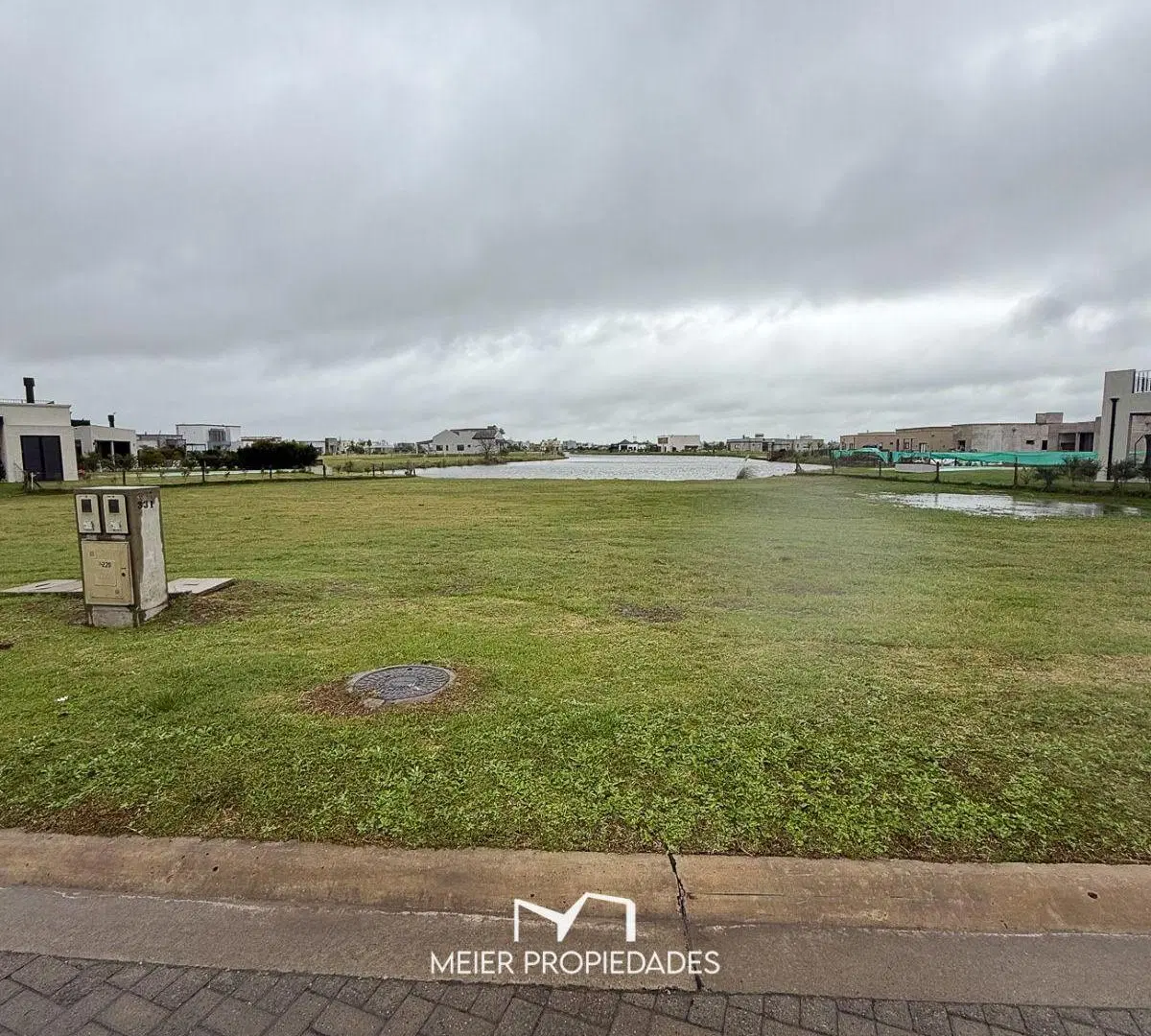 Lote En Barrio “Santa Clara al Sur” - A la Laguna - Lote:331 - 737M2 3