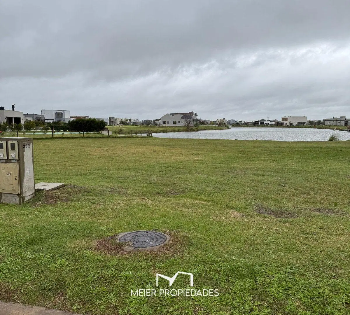 Lote En Barrio “Santa Clara al Sur” - A la Laguna - Lote:331 - 737M2 1