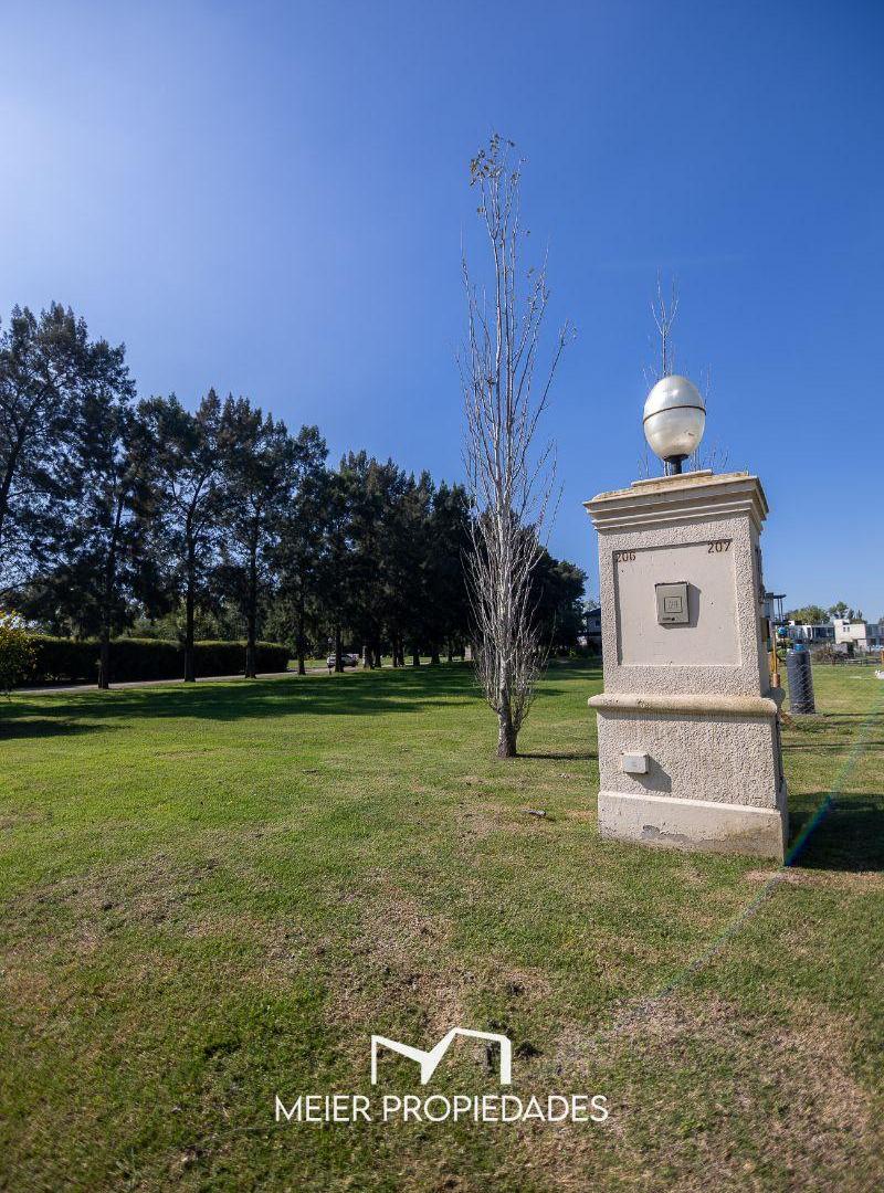 Foto de Lote en Barrio "Lagos de San Eliseo" Canning - AL LAGO - 905 M2 - LOTE, imagen 1