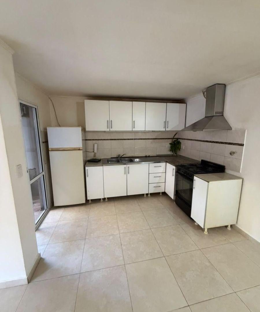 Foto de Duplex En Alquiler de 60m2 en Casuarinas Petit Ezeiza, imagen 2
