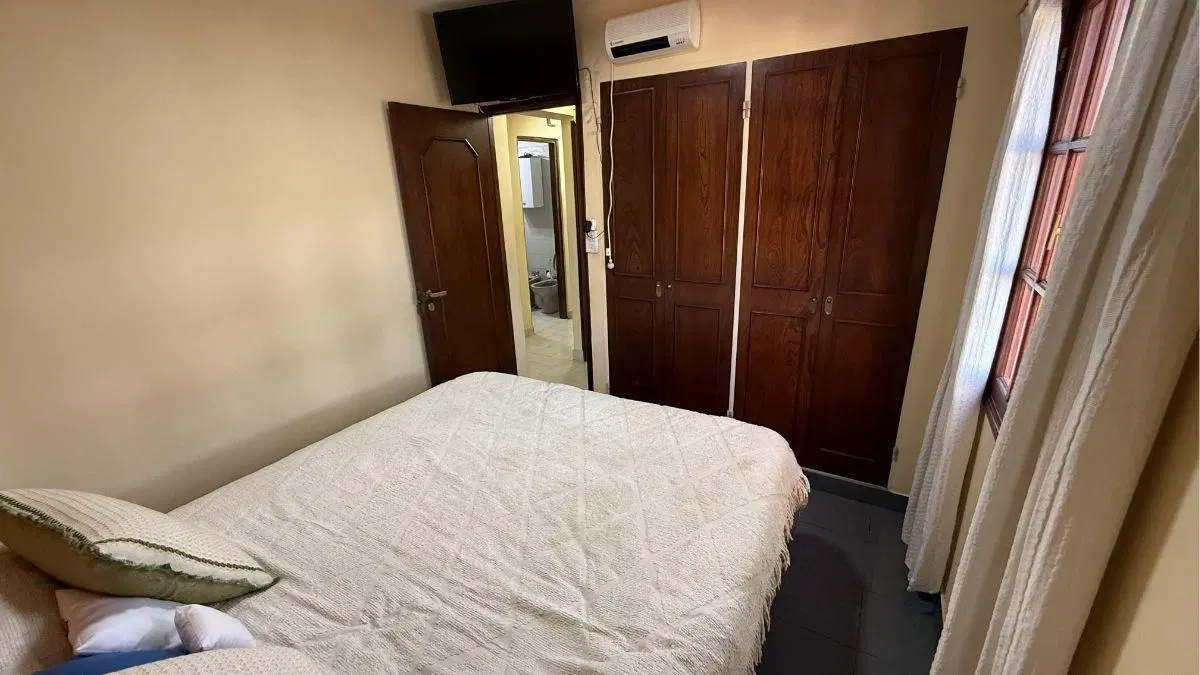 Depto. de 3 dormitorios, 2 baños y Terraza en Chijra 5