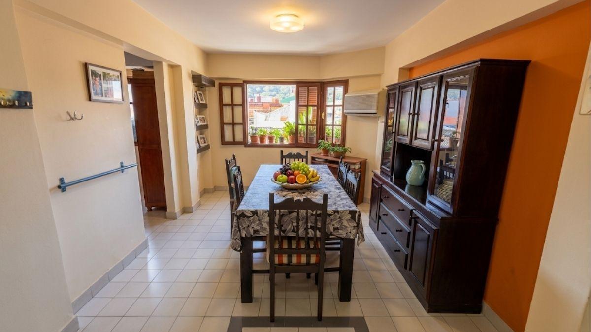 Depto. de 3 dormitorios, 2 baños y Terraza en Chijra