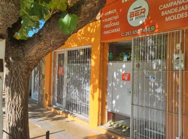 3 locales comerciales - rodeo de la cruz - propietario 5