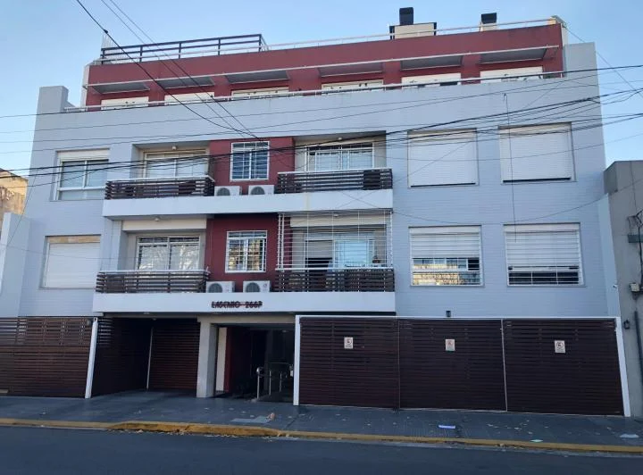 Departamento 3 ambientes, 2 baños, cochera, baulera, amenities 2