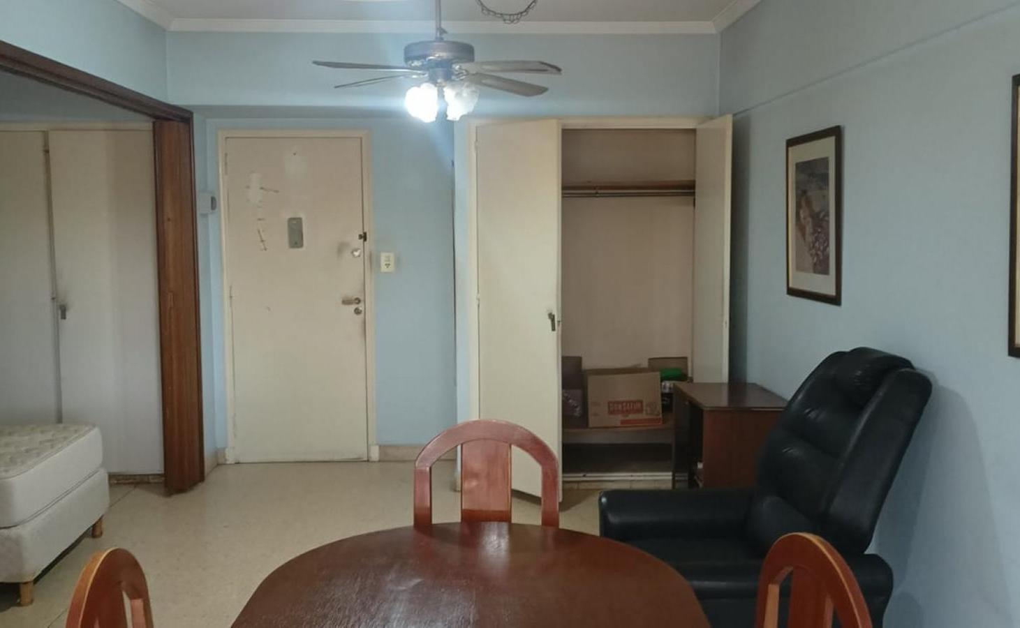 Foto de Depto de 1 Ambiente y Medio a la calle con Balcon, imagen 2
