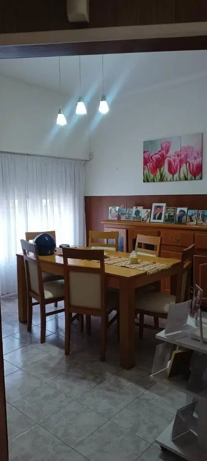 P.h. 3 Ambientes a la calle con patio Barrio Peralta Ramos Oeste 4