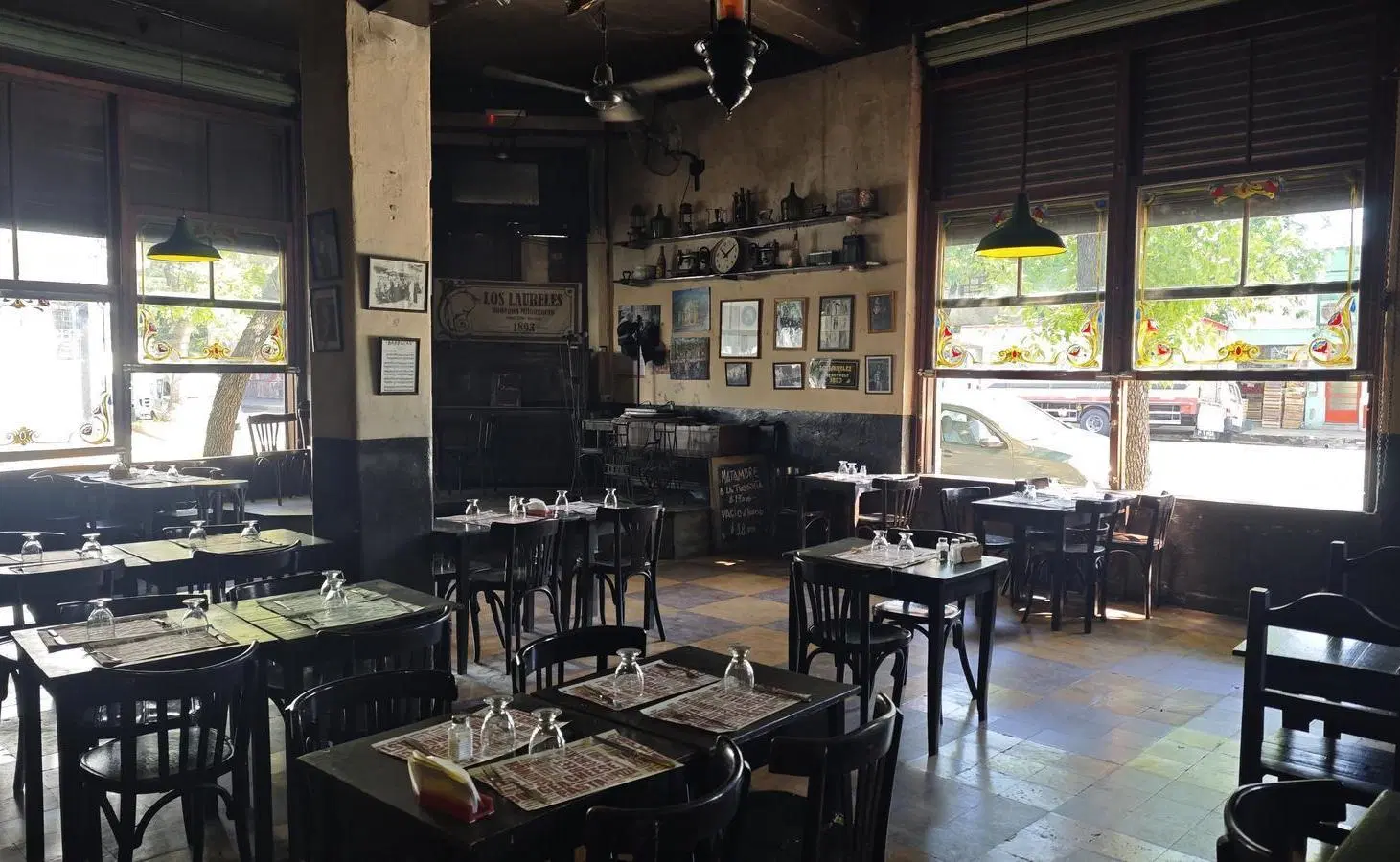 Doble parcela en Barracas con Bar Notable + vivienda de 7 ambientes | 404 m² totales 2