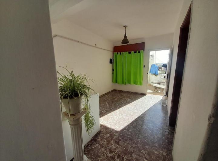 En Venta Casa Ideal Inversión, Sobre Av. San Martin. 2