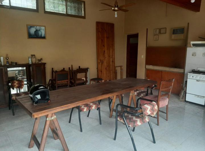 Casa Venta 3 Dormitorios, 2 Dptos, Pileta, Patio Jose Muñoz 4