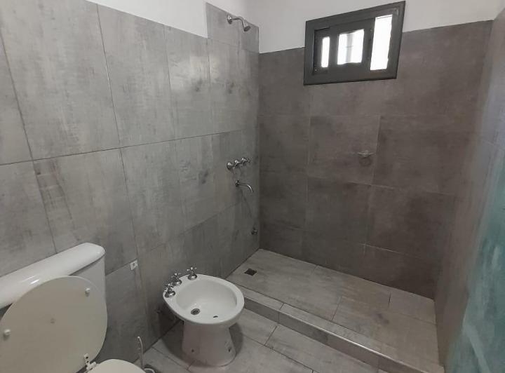 En Venta Departamento Barrio Malvinas, Un Dormitorio- Cochera- Villa Carlos Paz 5