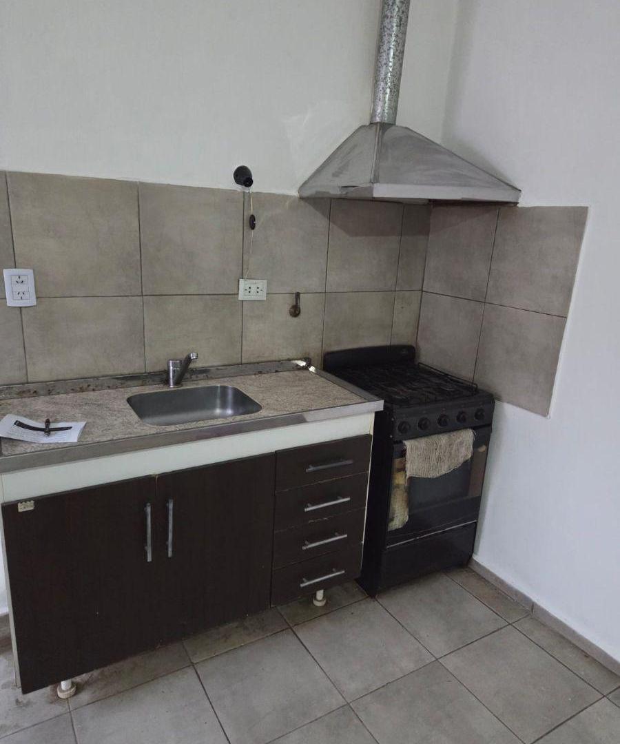 Foto de Casa 2 dormitorios en alquiler en Rivera Indarte, imagen 3