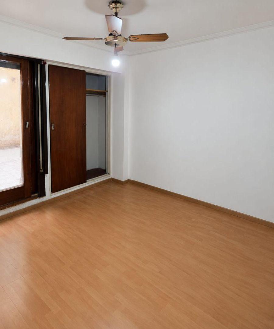 Foto de Departamento de 62 m² con 2 dormitorios en venta y alquiler en Centro, imagen 4