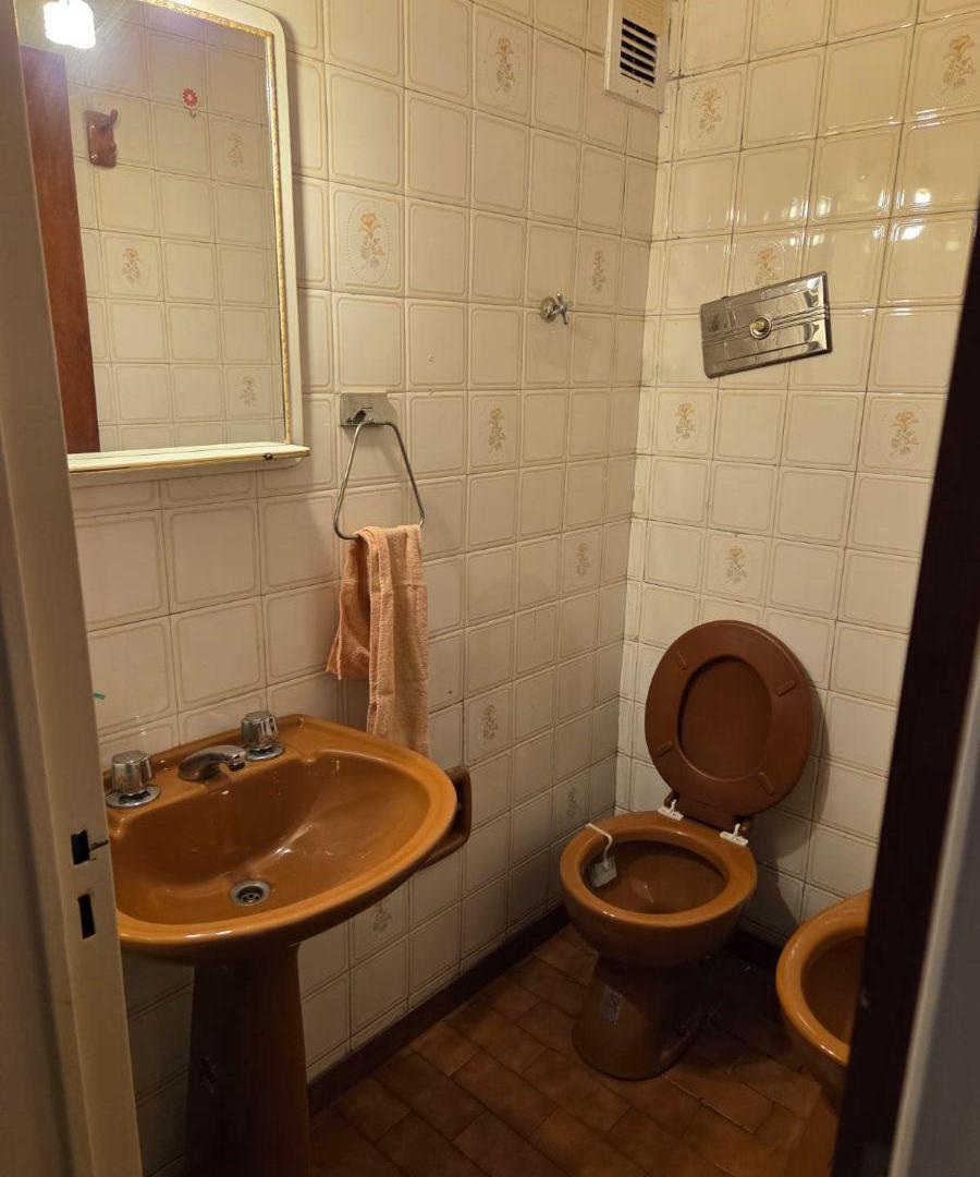 Foto de Departamento de 62 m² con 2 dormitorios en venta y alquiler en Centro, imagen 3