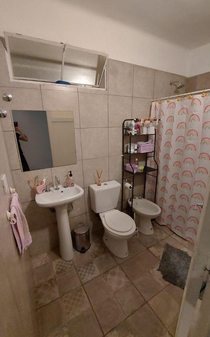 Foto de Casa de 100 m² con 1 dormitorio en alquiler en Ombú, imagen 4