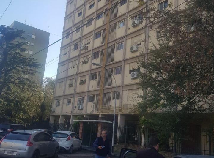 Depto En Venta 4 Ambientes Barrio Parque Martin Güemes 3