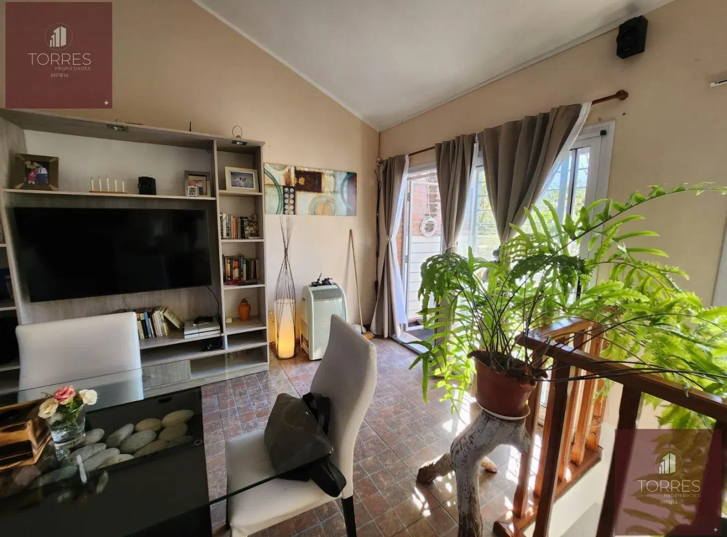 VENTA CASA EN MERLO. SAN LUIS. PILETA CLIMATIZADA, TERRAZA, QUINCHO 4