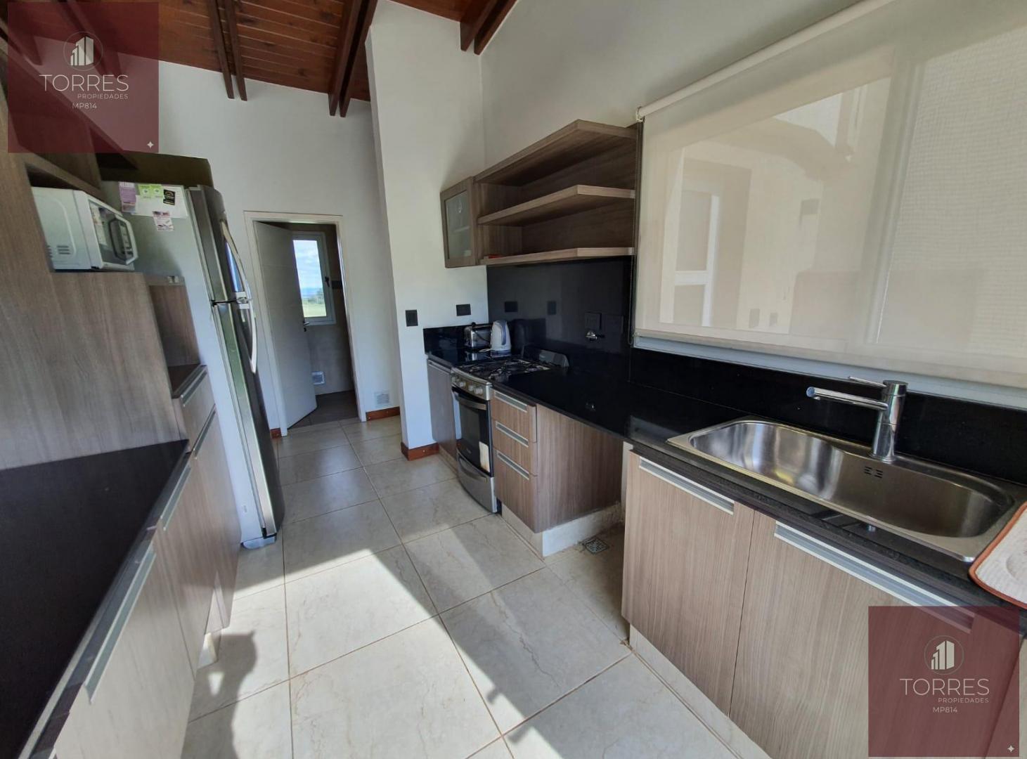 Foto de VENTA CASA CATEGORIA COUNTRY GOLF SANTA MARIA VILLA LARCA, MERLO. SAN, imagen 2