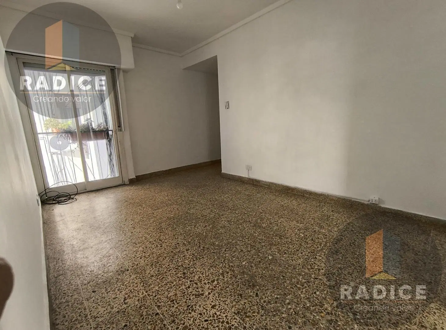 Venta Flores 2 amb 37 m2 mucha luz, mucho potencial!!! ideal renta o 1ra vivienda 3