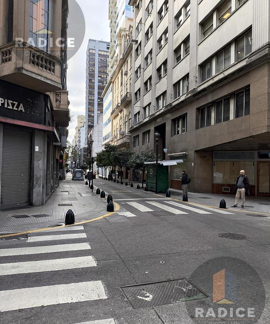 Foto de Cochera en Microcentro Maipu 222 Automatica Venta o Alquiler, imagen 1