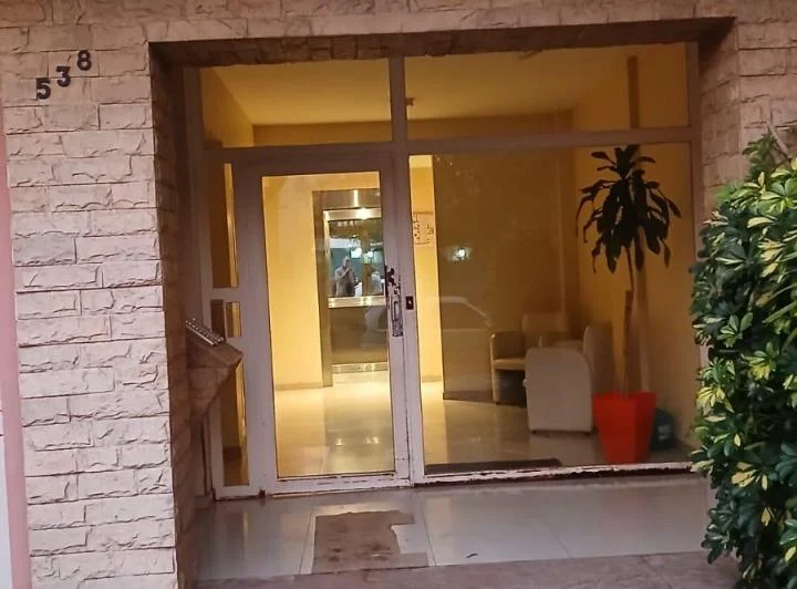 Excelente Departamento Centro Monte Grande 4