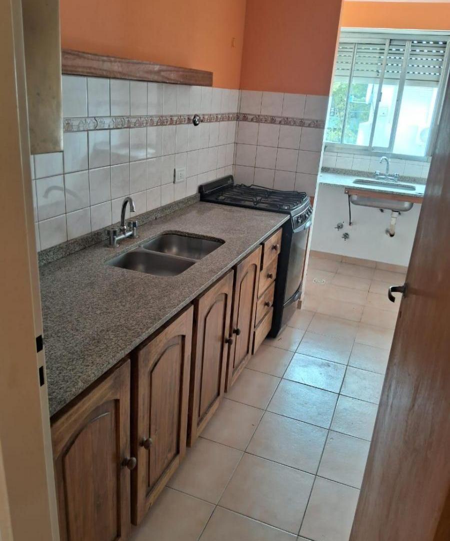 Foto de OPORTUNIDAD 2 AMBIENTES CENTRO MONTE GRANDE, imagen 1