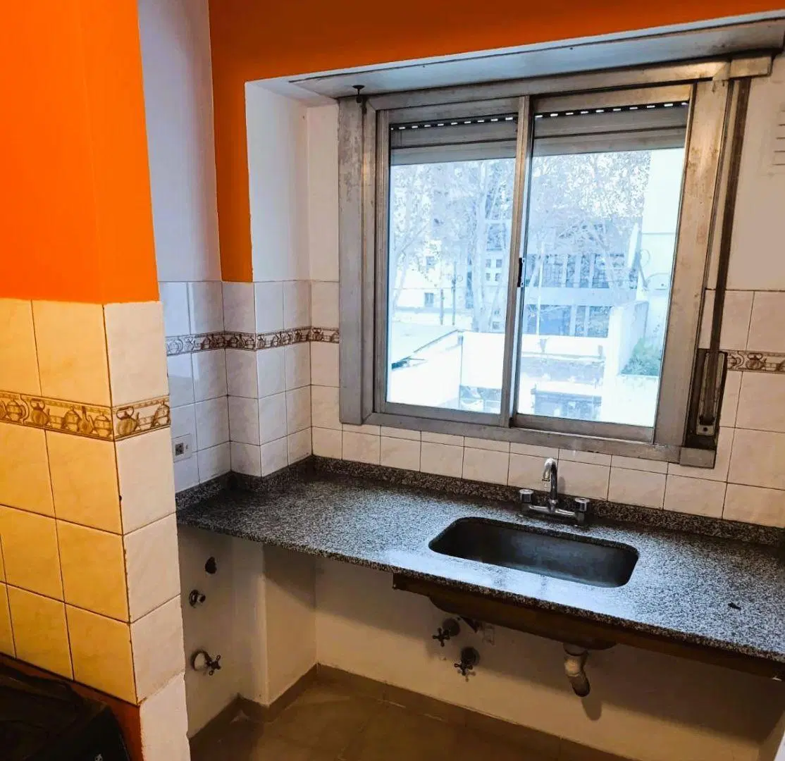 OPORTUNIDAD 2 AMBIENTES CENTRO MONTE GRANDE 3
