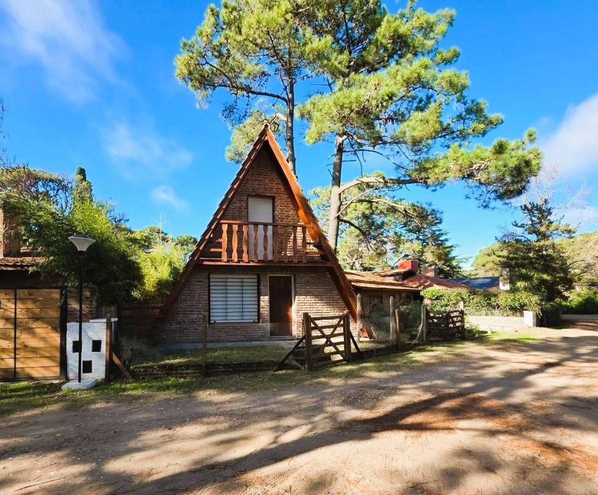 CHALET ALPINO AMUEBLADO EN VILLA GESELL FINANCIADO