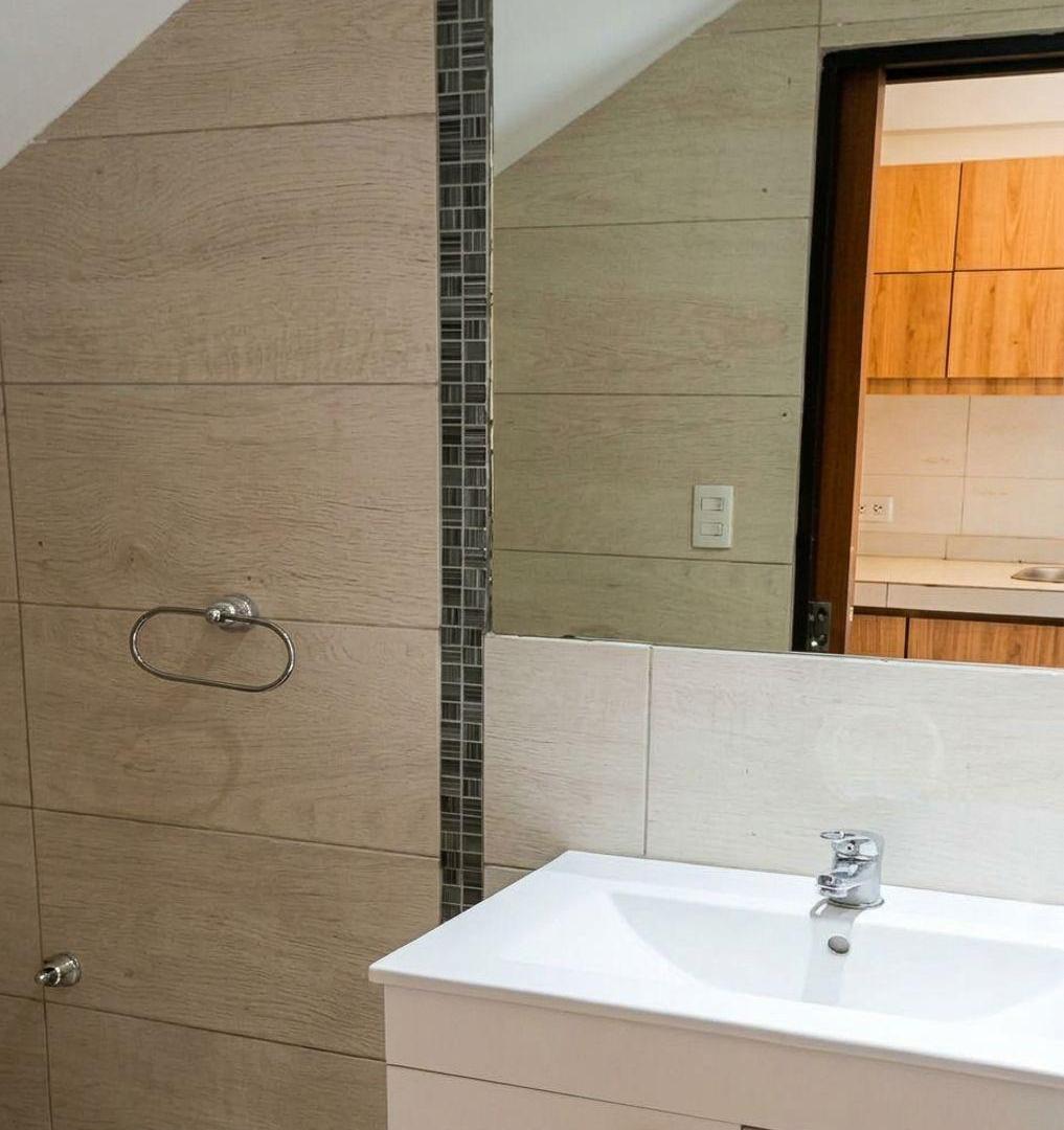 Foto de OPORTUNIDAD DUPLEX 2 DORMITORIOS CANNING, imagen 5