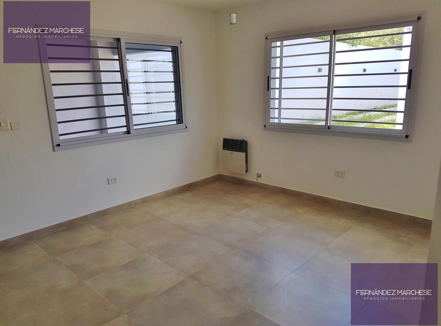Foto de Departamento en B° Juan XXIII en alquiler, imagen 2