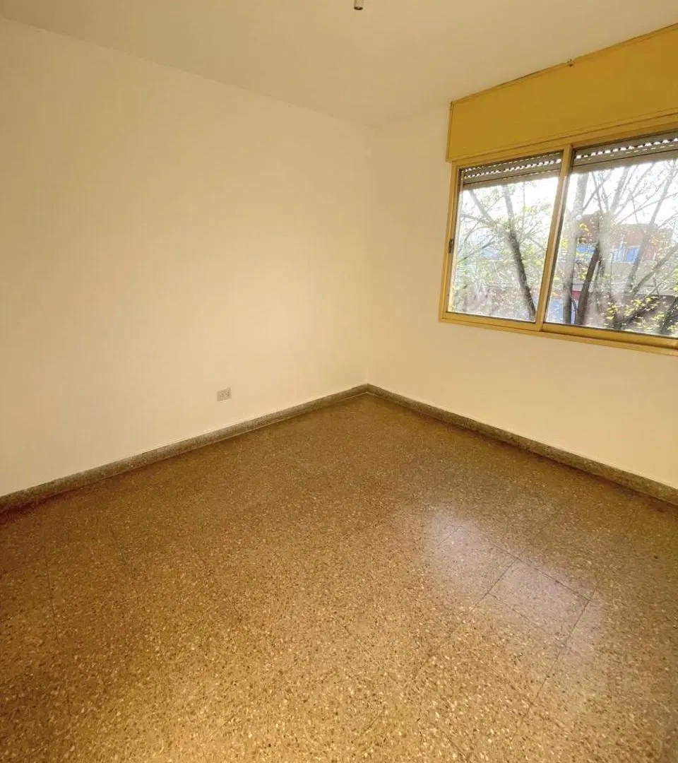 VENTA DPTO 2 DORM COCHERA PISCINA VILLA CARLOS PAZ 5