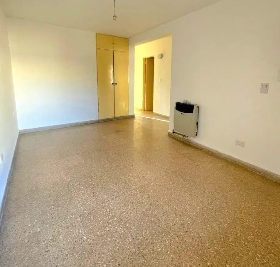 VENTA DPTO 2 DORM COCHERA PISCINA VILLA CARLOS PAZ 2