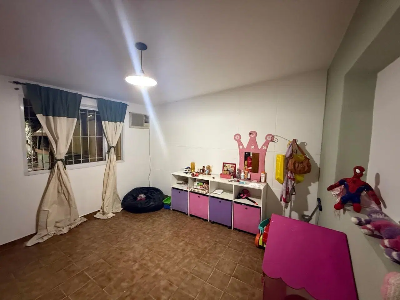 CASA EN VENTA 3 DORMITORIOS ZONA RUTA 9 PATIO VESTIDOR 5