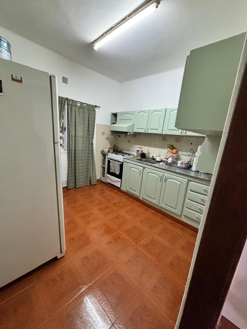 CASA EN VENTA 3 DORMITORIOS ZONA RUTA 9 PATIO VESTIDOR