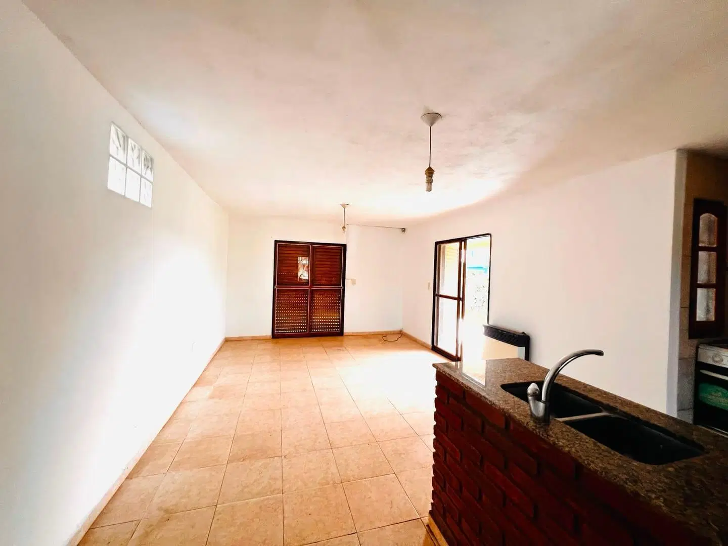 CASA EN VENTA EN ANISACATE 2 DORMITORIOS escucho oferta 8